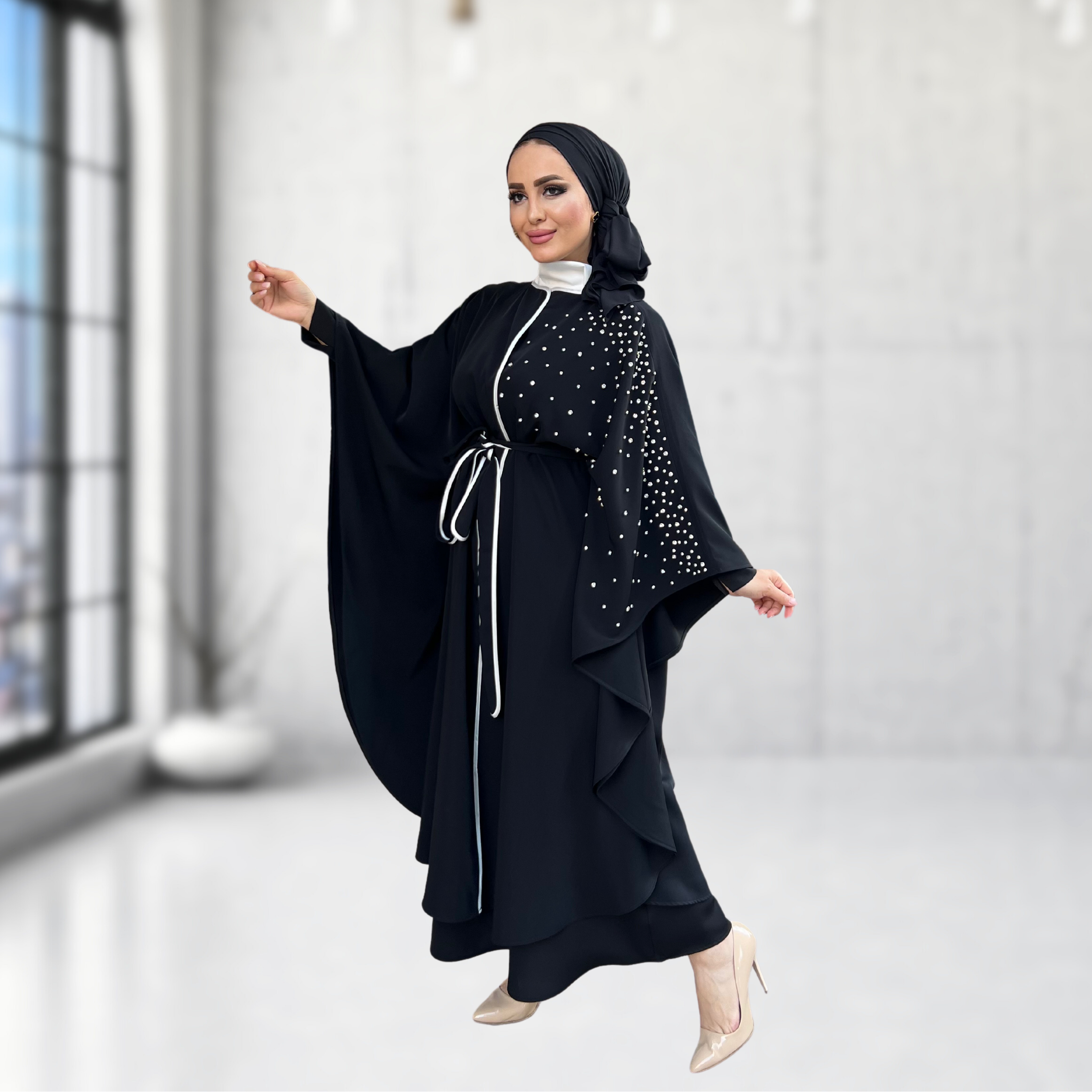 Swarovski Detaylı Siyah Kap