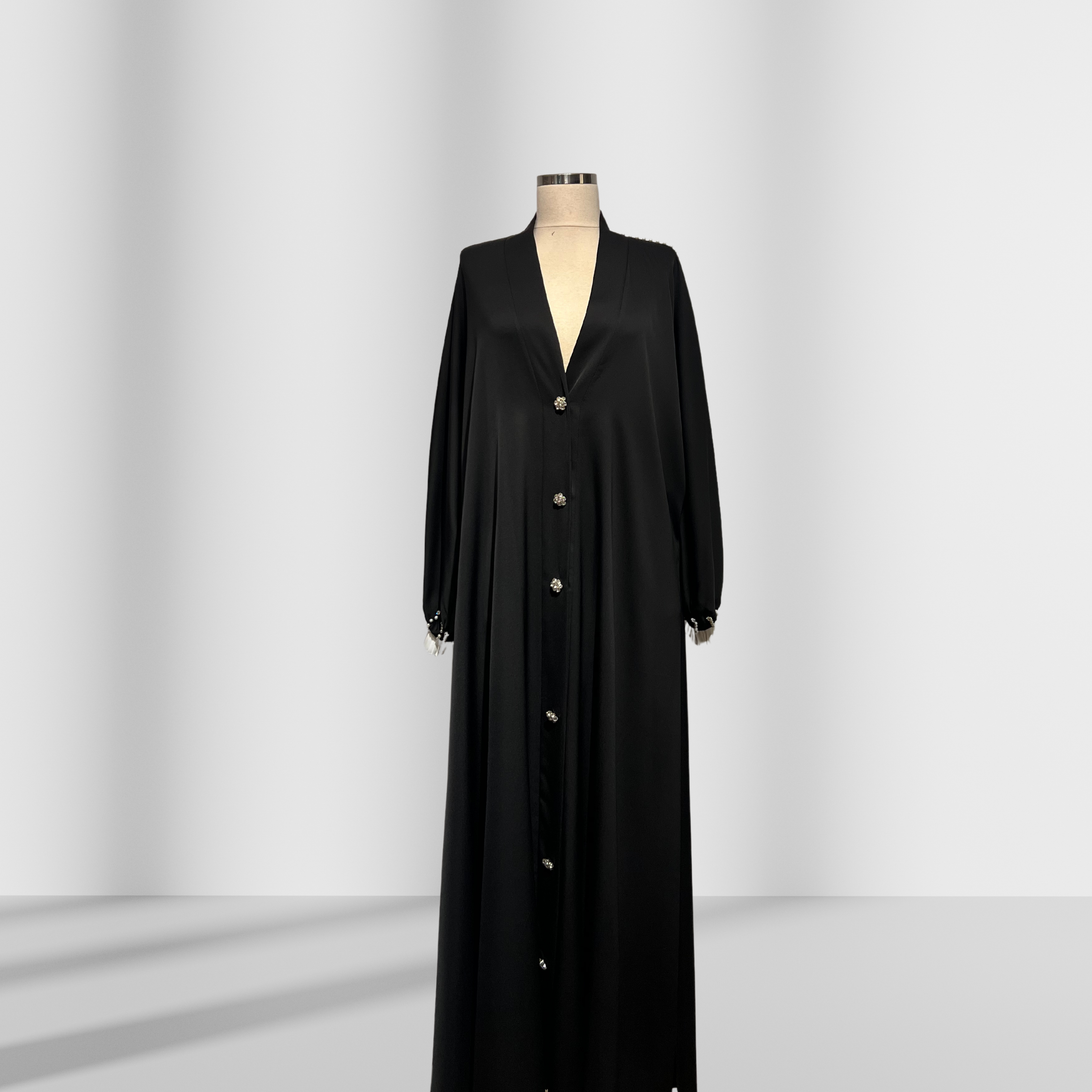 Düğme Detaylı Siyah Ferace