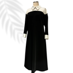 Beyaz Yaka Detaylı Uzun Elbise