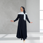 Siyah Beyaz Yaka ve Kol Detaylı Elbise