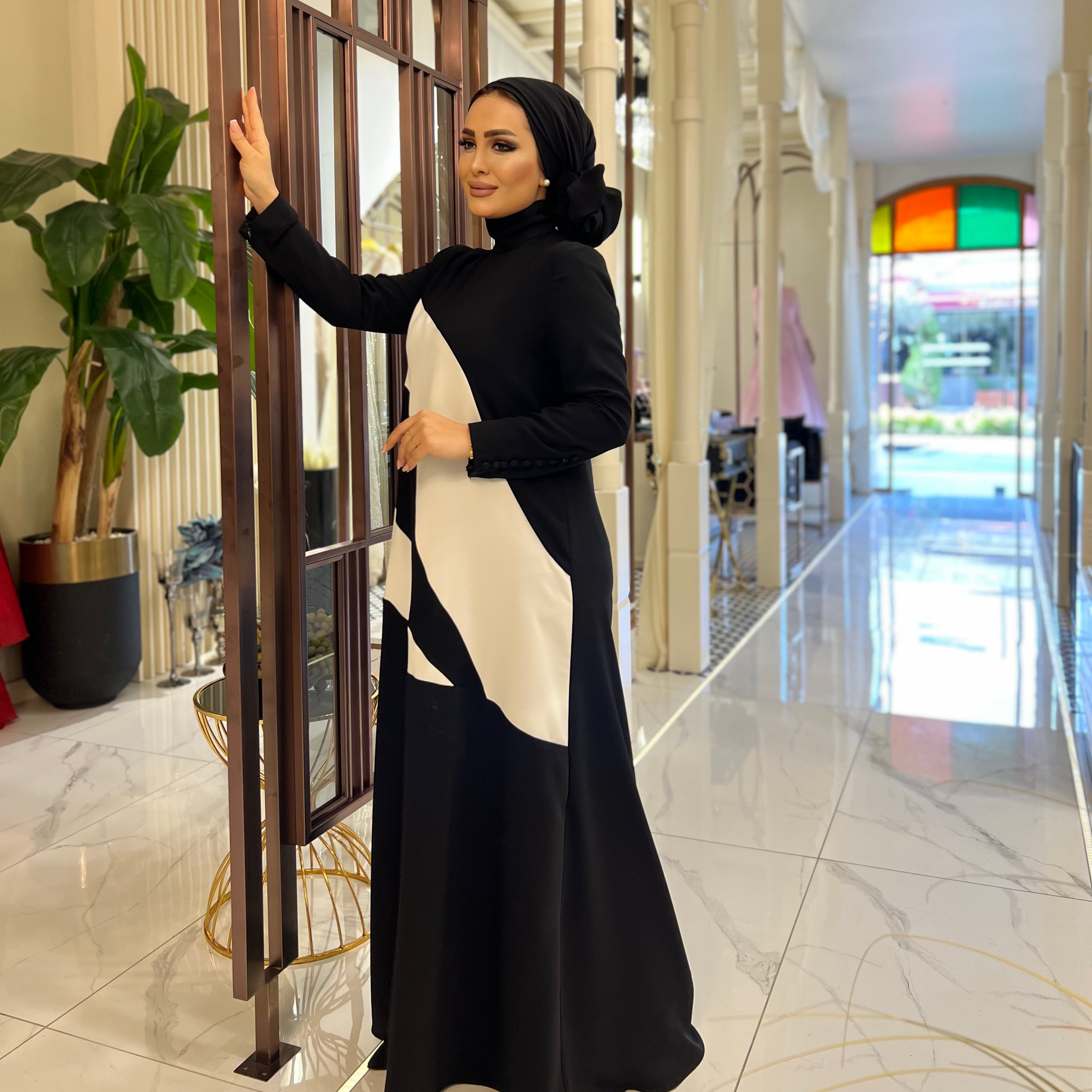 Siyah Beyaz Şeritli Elbise