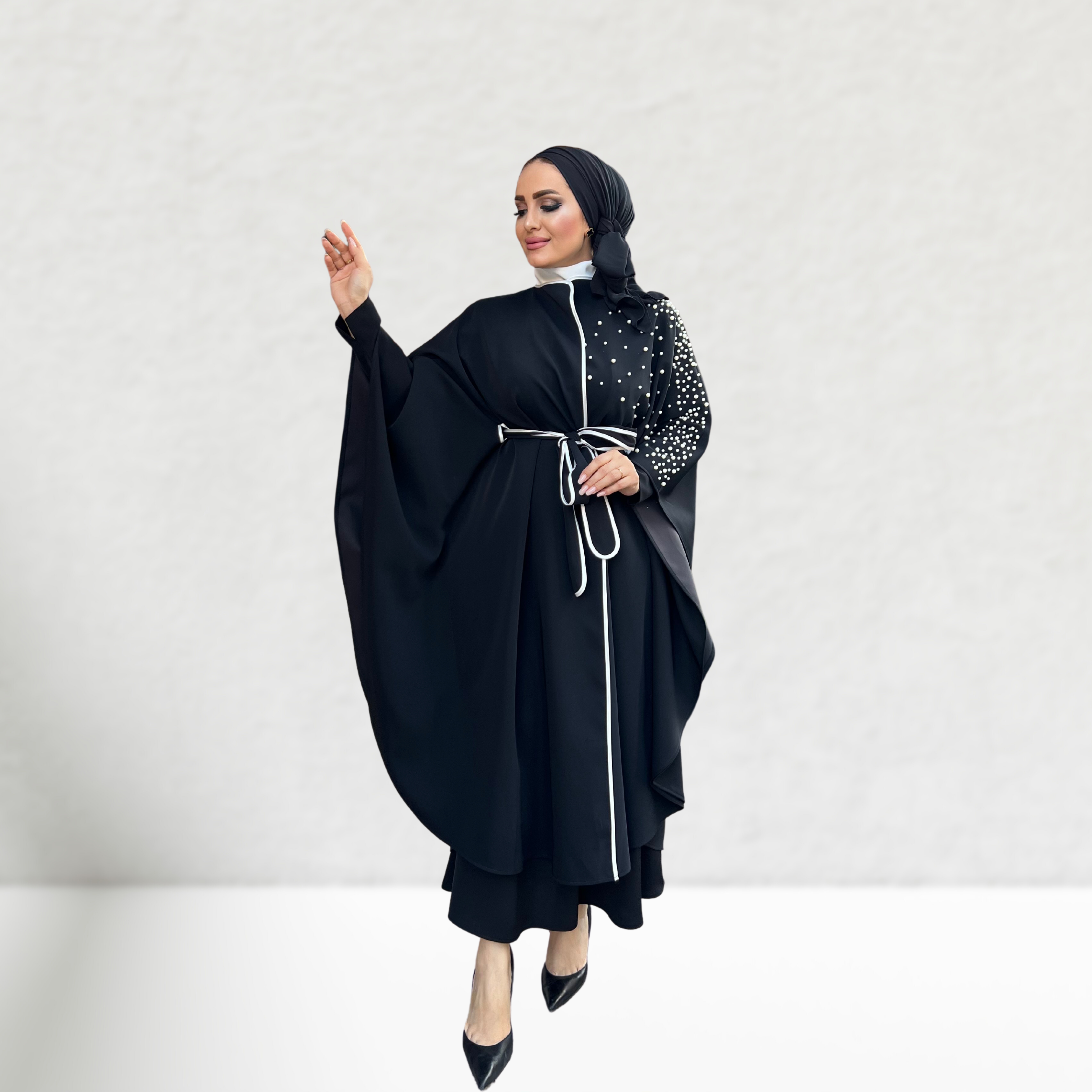 Beyaz İnci Detaylı Kap