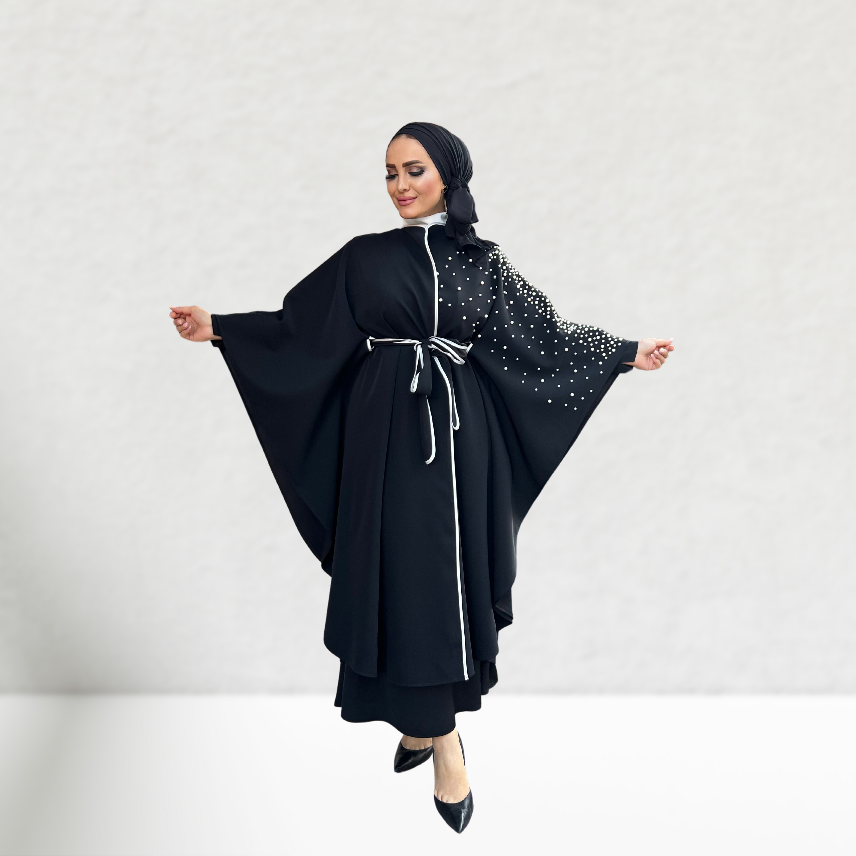 Beyaz İnci Detaylı Kap