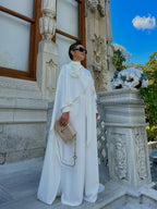 Gül Detaylı Pelerinli Tulum