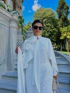 Gül Detaylı Pelerinli Tulum