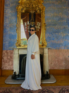 Beyaz Fular Detaylı Tulum