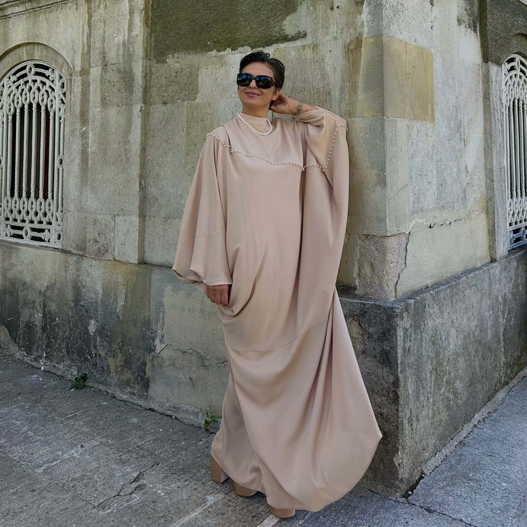 İnci Detaylı Yarasa Kol Elbise