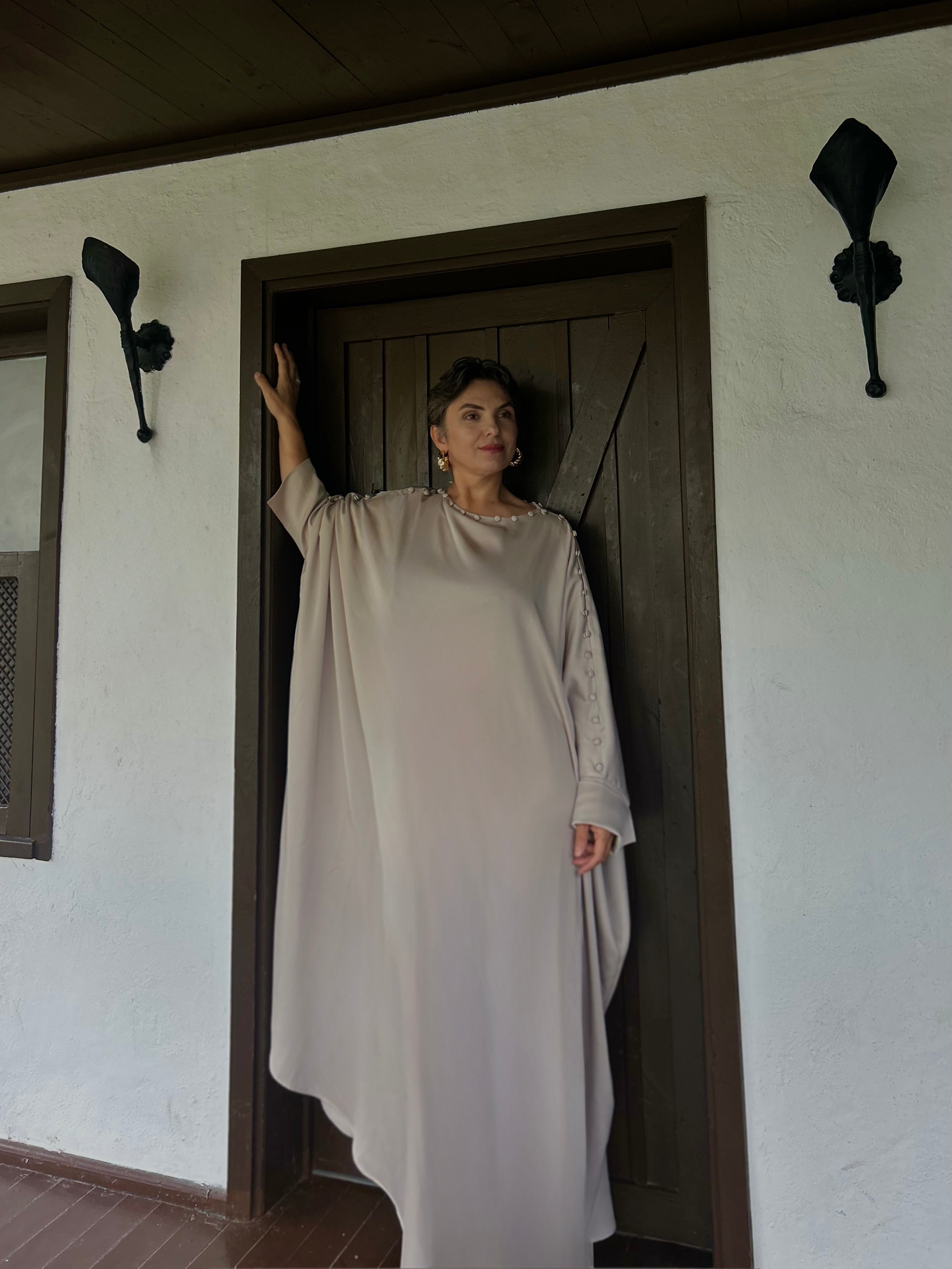 Düğme Detaylı Yarasa Kol Elbise