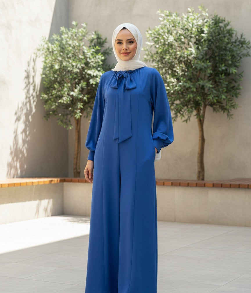 Mavi Fular Detaylı Tulum