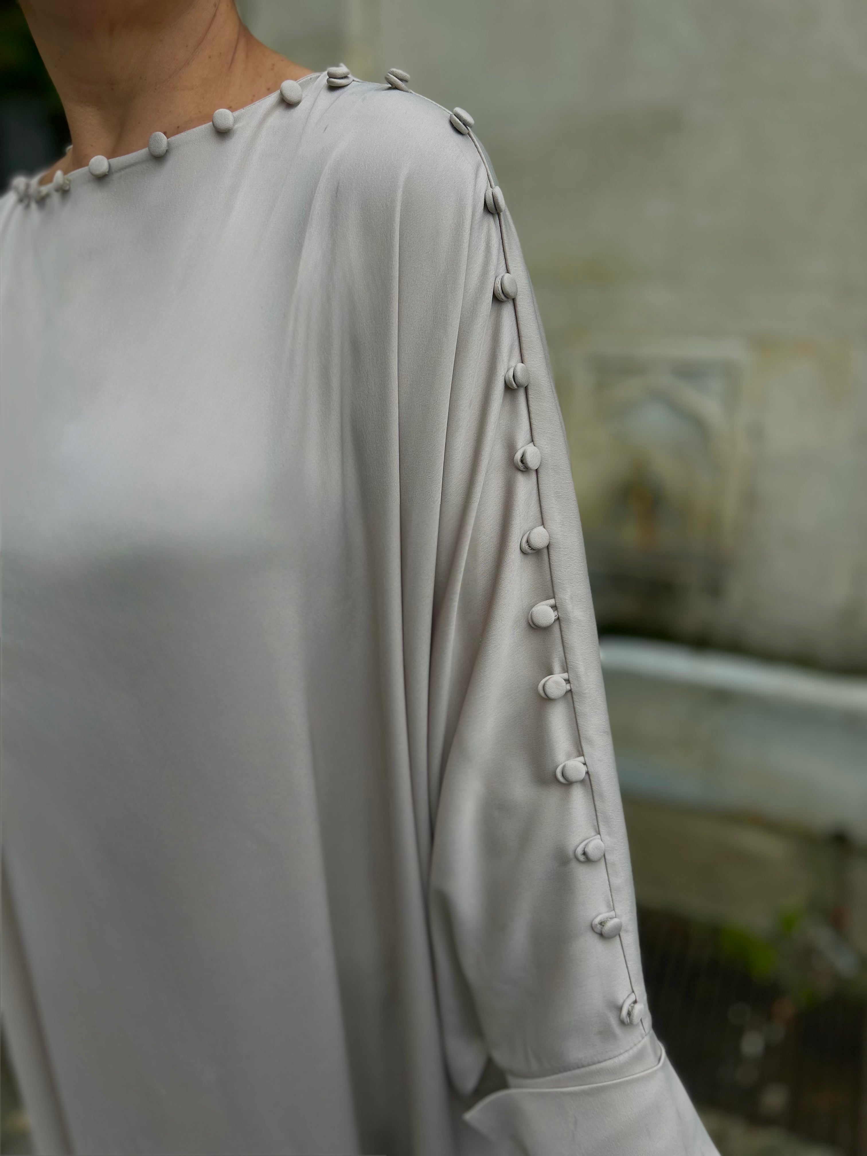 Düğme Detaylı Yarasa Kol Elbise