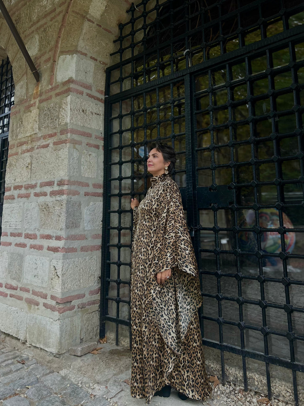 Leopar Yarasa Kol Elbise