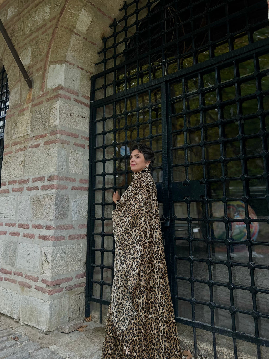 Leopar Yarasa Kol Elbise