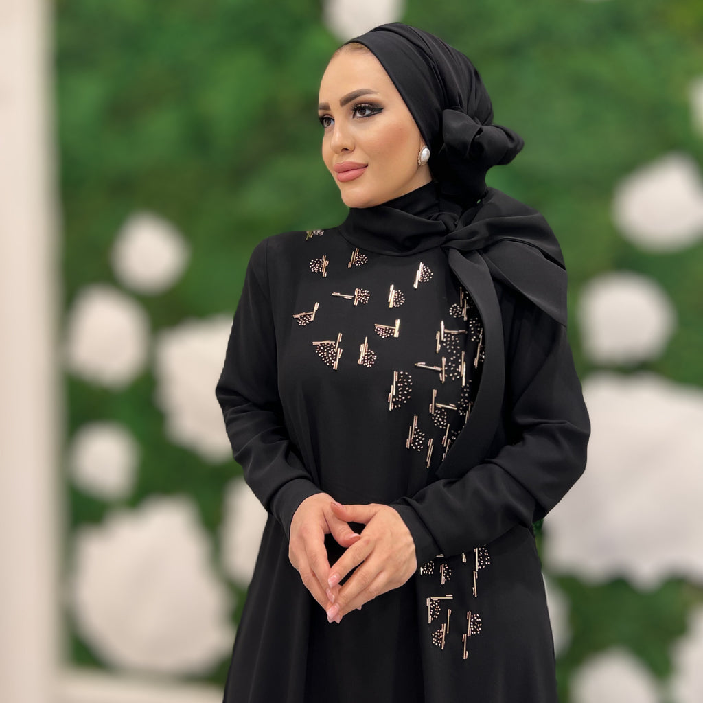 İşleme Detaylı Siyah Abiye