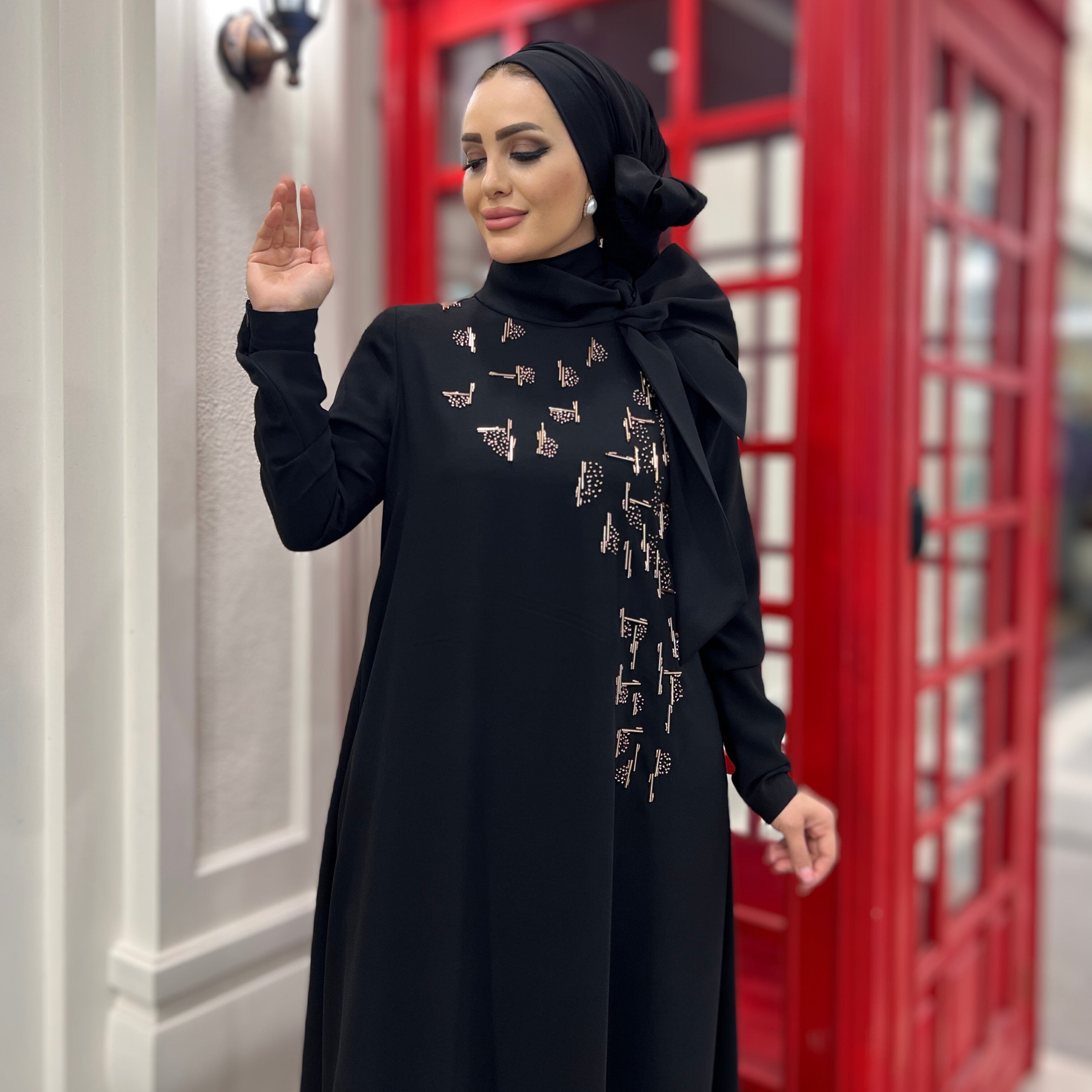 İşleme Detaylı Siyah Abiye