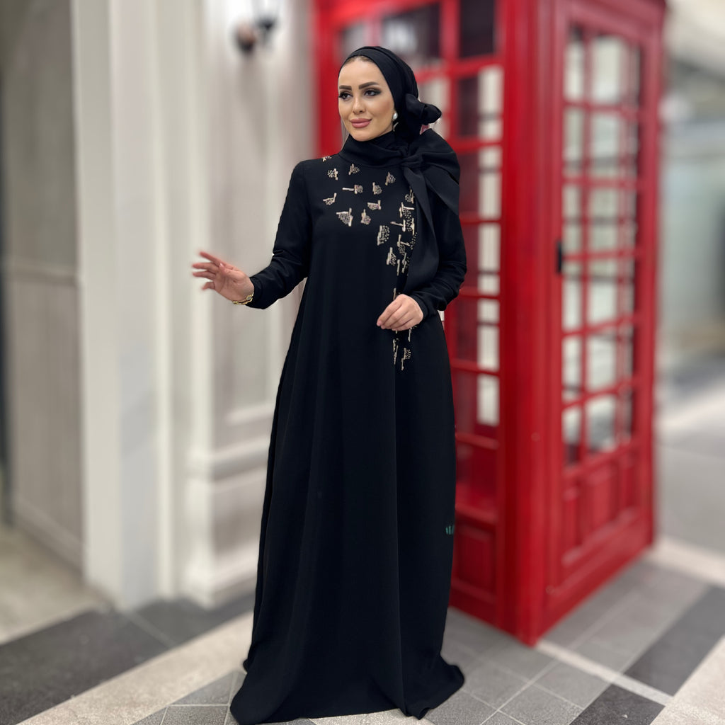 İşleme Detaylı Siyah Abiye