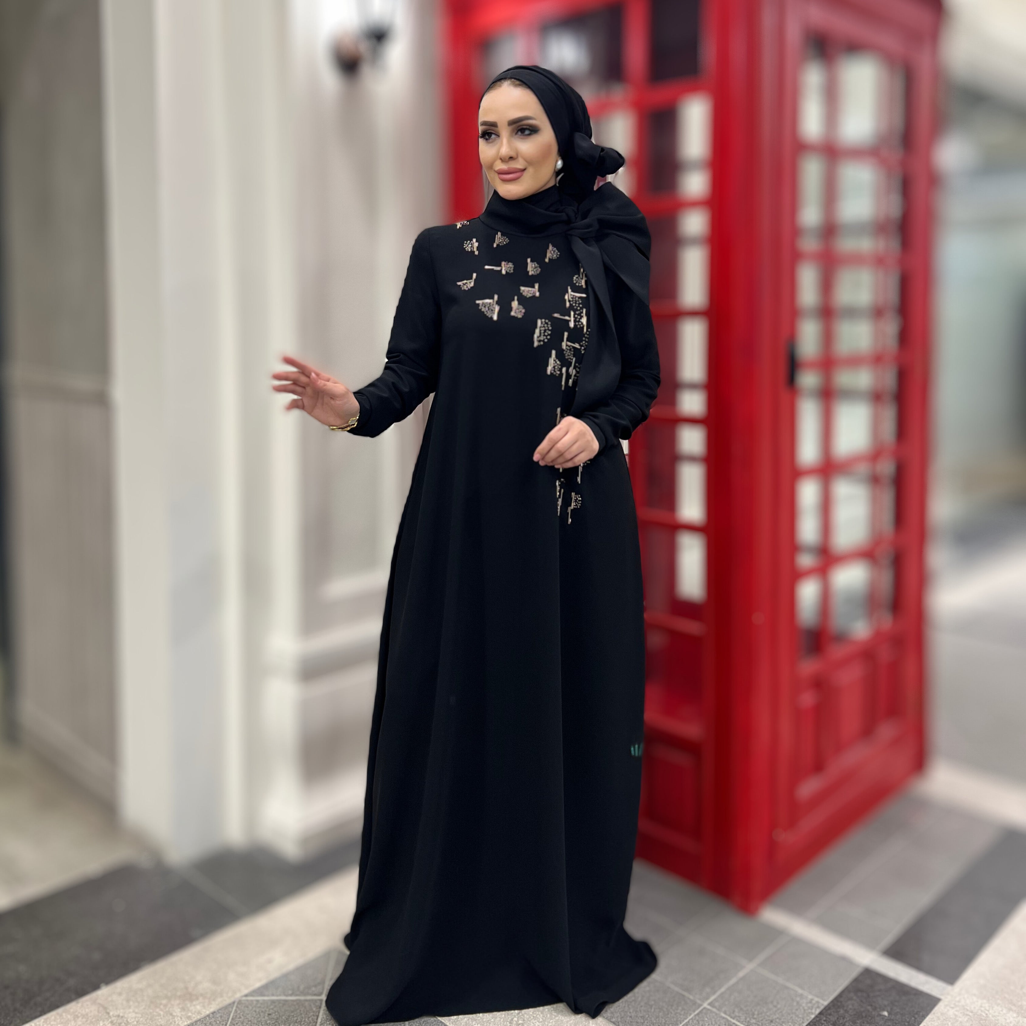 İşleme Detaylı Siyah Abiye